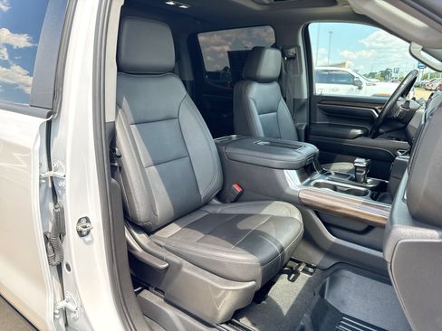 Used 2022 Chevrolet Silverado 1500 LT Trail Boss w/ LT Trail Boss Premium Package AWD/4WD image 26