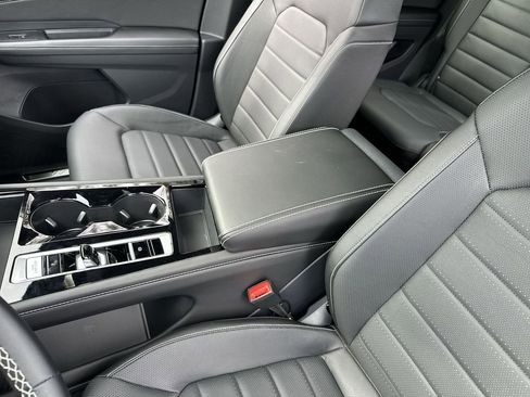 New 2026 Volkswagen Atlas Cross Sport SEL image 21