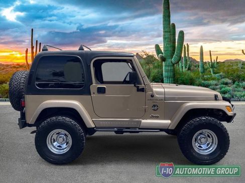 Used 2001 Jeep Wrangler Sahara AWD/4WD image 2