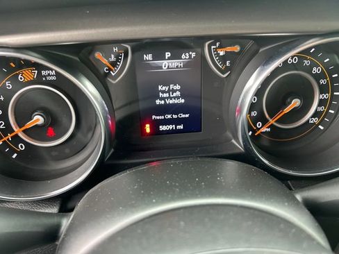 Used 2021 Jeep Wrangler Sport AWD/4WD image 8
