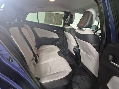 Certified 2016 Toyota Prius Four image 37