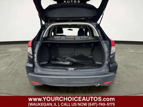Used 2019 Honda HR-V LX image 13