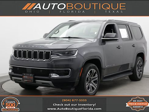 Used 2024 Jeep Wagoneer Series II w/ Flexible Seating Group RWD image 1