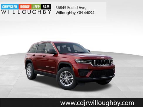 New 2026 Jeep Grand Cherokee Laredo X AWD/4WD image 5