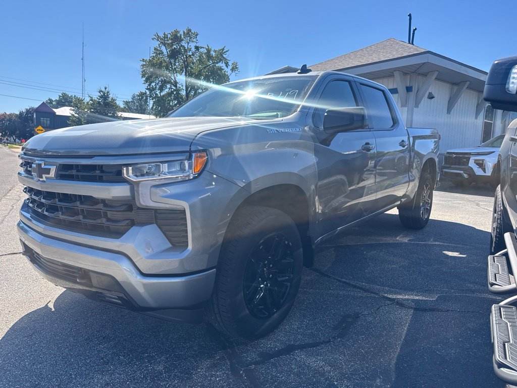 New 2026 Chevrolet Silverado 1500 RST w/ Convenience Package II AWD/4WD image 3