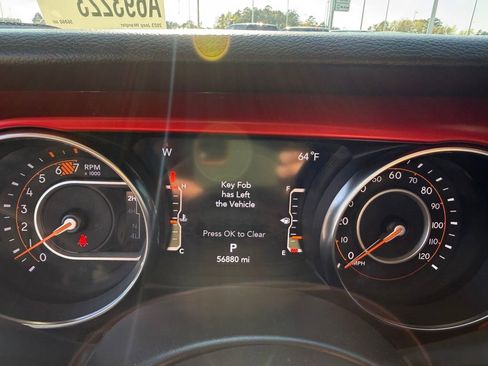 Used 2023 Jeep Wrangler Unlimited Rubicon image 15