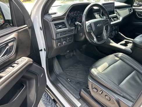 Used 2021 Chevrolet Tahoe Z71 w/ Z71 Signature Package AWD/4WD image 10