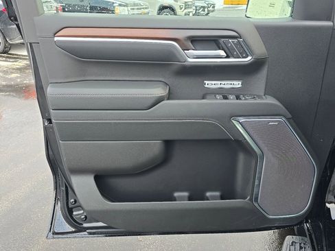 New 2026 GMC Sierra 1500 Denali AWD/4WD image 13