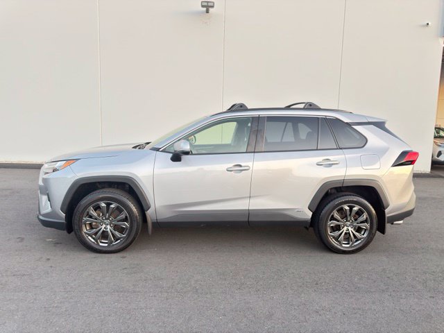 Used 2023 Toyota RAV4 XLE Premium AWD/4WD image 10