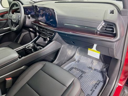 New 2026 Chevrolet Traverse Z71 w/ Driver Confidence Package image 31