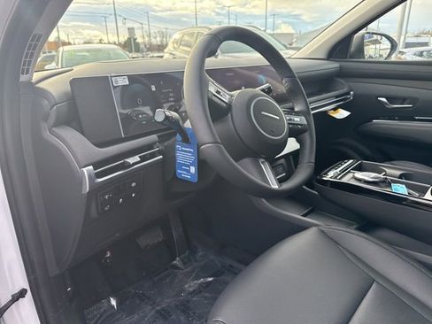 New 2026 Hyundai Tucson Limited image 17