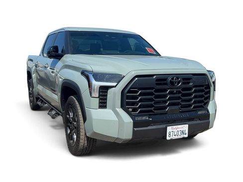 Used 2025 Toyota Tundra Limited w/ TRD Off-Road Package AWD/4WD image 14
