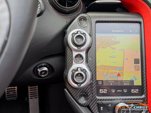 Used 2021 McLaren 720S Performance RWD image 18