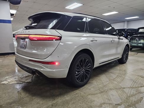 Used 2023 Lincoln Corsair Reserve w/ Equipment Group 202A image 2