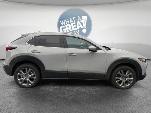 Used 2025 MAZDA CX-30 AWD 2.5 S w/ Premium Package image 2