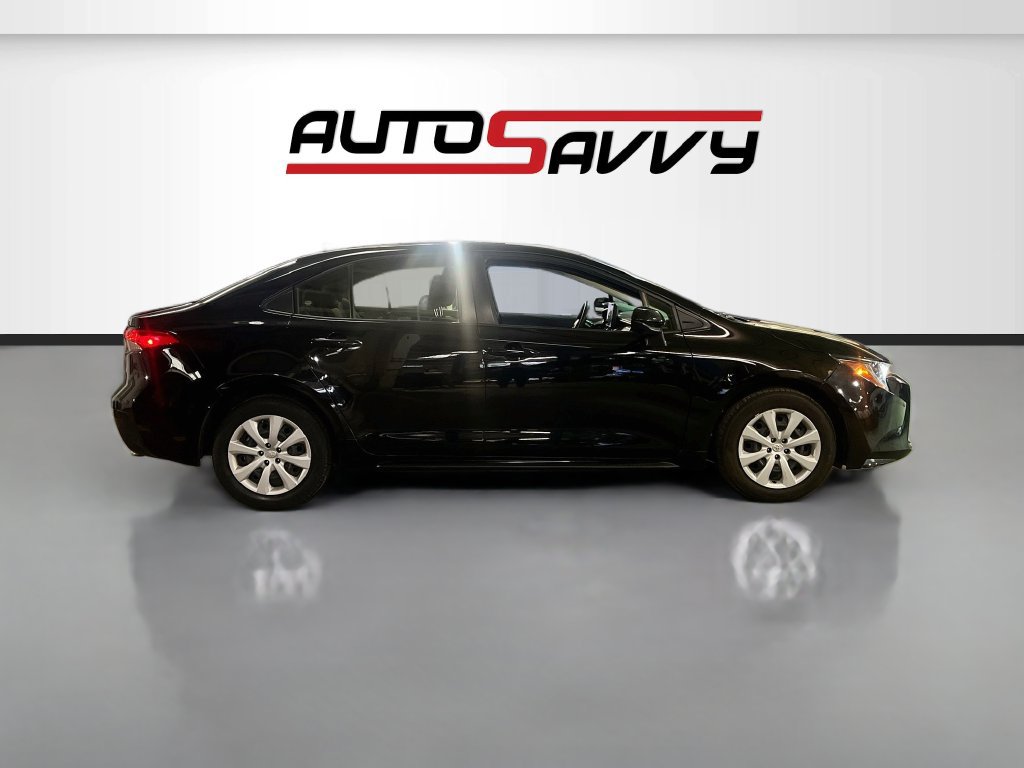 Used 2023 Toyota Corolla LE w/ Carpet Mat Package (TMS) FWD image 8