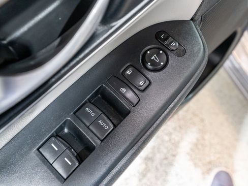 Used 2020 Honda CR-V Touring image 15