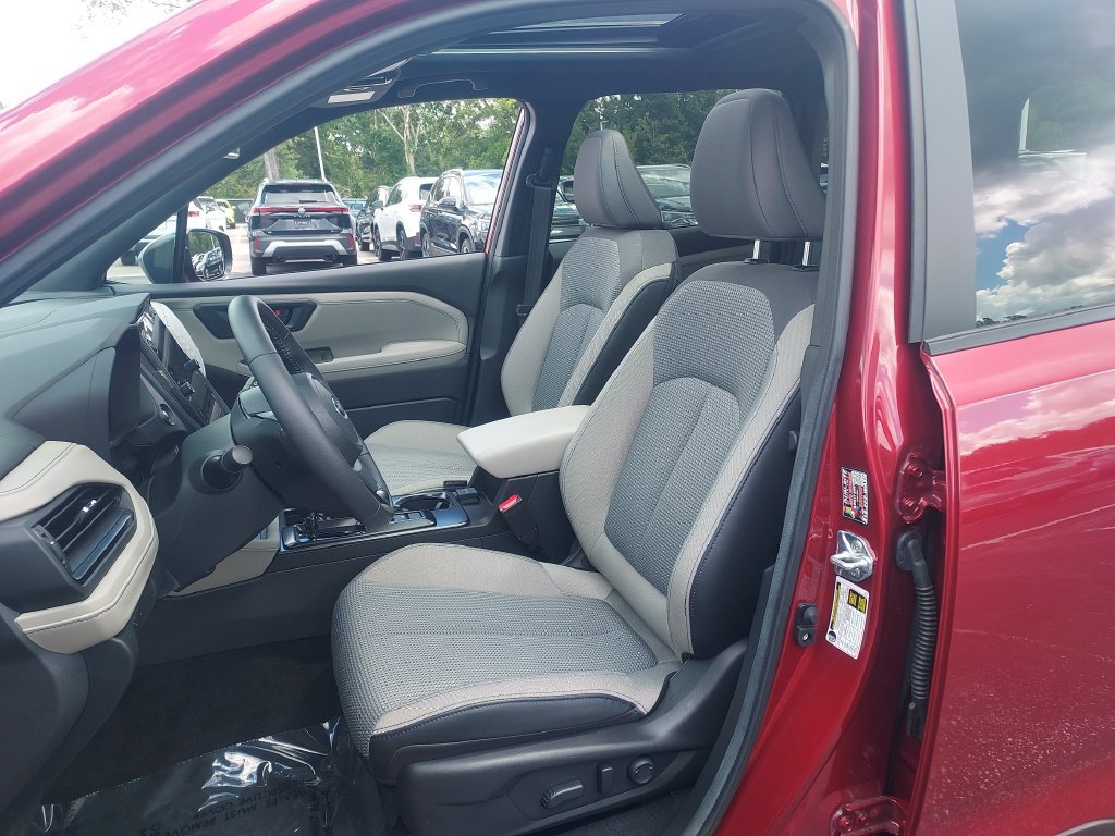 Used 2026 Subaru Forester Premium AWD/4WD image 29