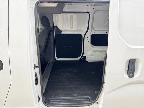 Used 2017 Nissan NV200 S w/ Cruise Control Package image 17