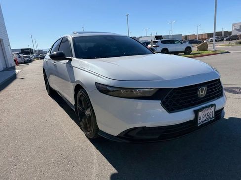 Used 2023 Honda Accord Sport image 7