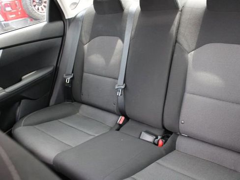 Used 2023 Kia Forte LXS w/ LXS Technology Package FWD image 21