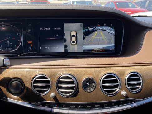 Used 2016 Mercedes-Benz S 550 Sedan image 25
