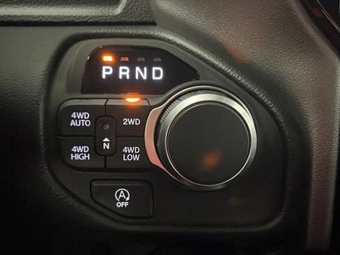New 2026 RAM 1500 4x4 Crew Cab image 18
