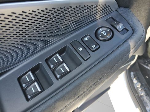 New 2026 Acura MDX SH-AWD image 34