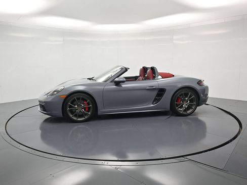 Certified 2024 Porsche 718 Boxster RWD image 2