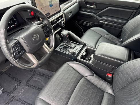 Used 2024 Toyota Tacoma TRD Off-Road w/ TRD Off Road Premium Package image 10