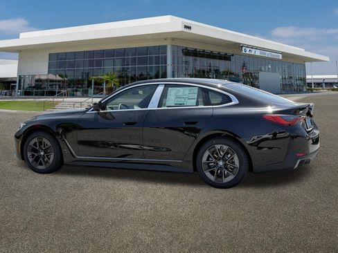 New 2026 BMW i4 eDrive40 w/ Premium Package RWD image 7