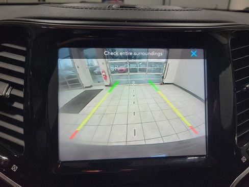 Used 2020 Jeep Cherokee Limited AWD/4WD image 42