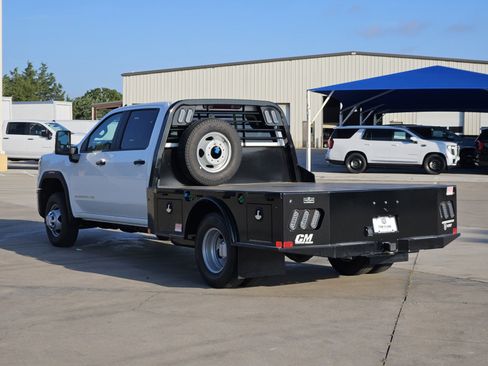 New 2026 GMC Sierra 3500 Pro w/ Convenience Package AWD/4WD image 4