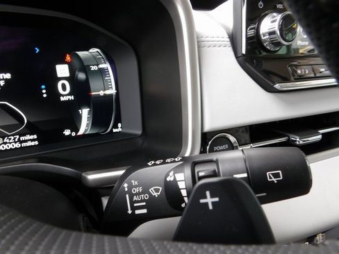 New 2025 Mitsubishi Outlander SEL image 36