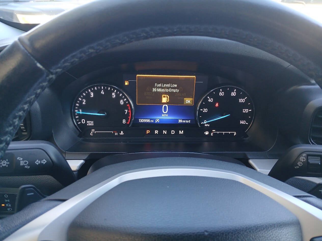 Used 2020 Ford Explorer XLT w/ Comfort Package AWD/4WD image 9