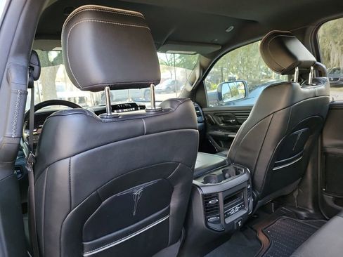 Used 2022 RAM 1500 Limited image 16