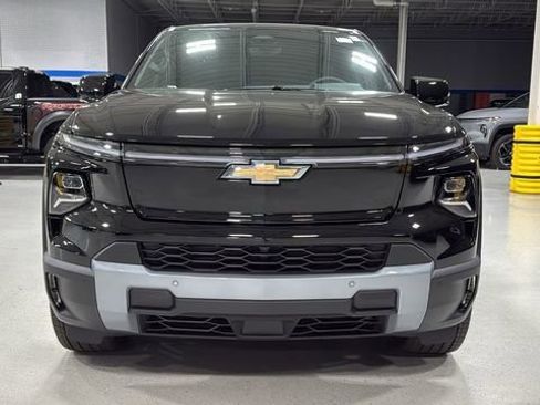 New 2026 Chevrolet Silverado EV LT image 24