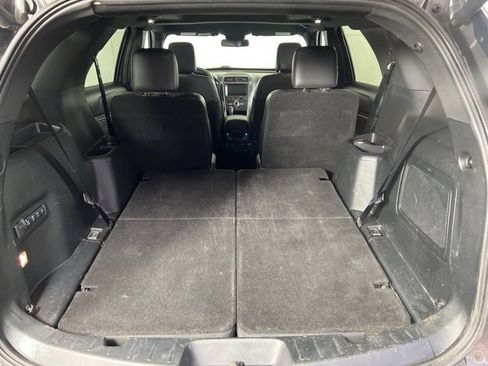 Used 2018 Ford Explorer Sport w/ Equipment Group 401A image 27