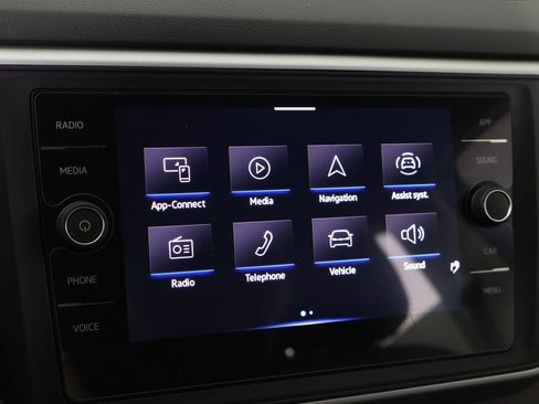 Used 2021 Volkswagen Atlas SE image 48