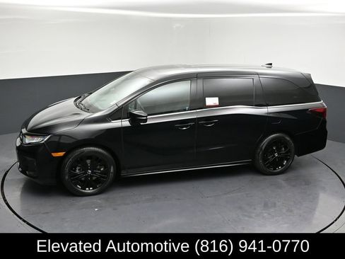 Used 2025 Honda Odyssey Sport-L image 29