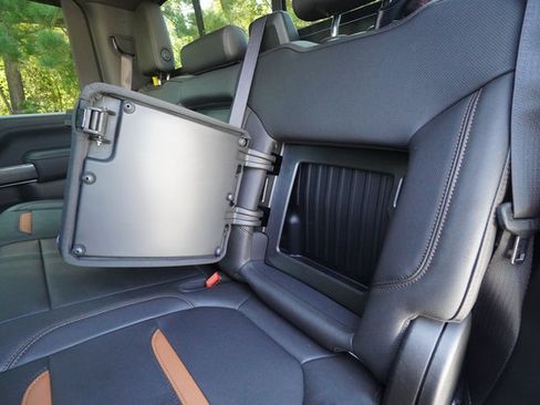 Used 2022 GMC Sierra 2500 AT4 w/ AT4 Preferred Package AWD/4WD image 32