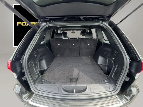 Used 2021 Jeep Grand Cherokee Limited AWD/4WD image 11