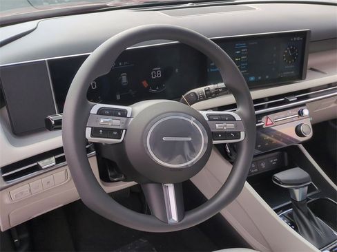 New 2026 Hyundai Tucson SEL image 13