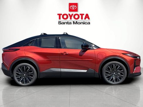 New 2026 Toyota C-HR AWD/4WD image 2