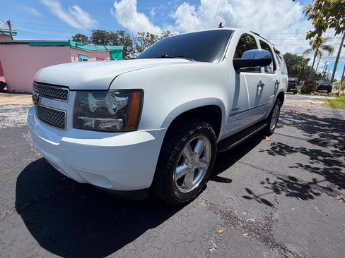 Used 2011 Chevrolet Tahoe LTZ RWD image 19