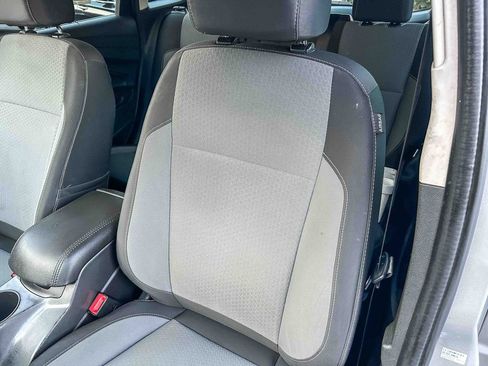 Used 2017 Ford C-MAX SE FWD image 30