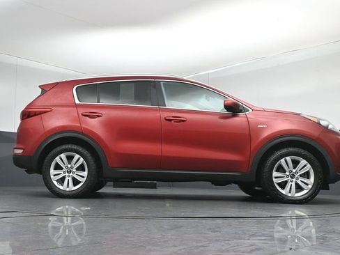 Used 2017 Kia Sportage LX w/ LX Popular Package image 40