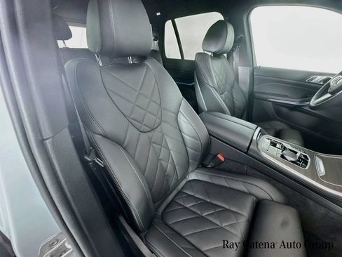 Used 2024 BMW X5 xDrive40i w/ M Sport Package AWD/4WD image 30