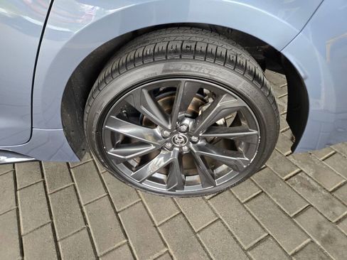 Used 2024 Toyota Corolla SE w/ SE Package image 9