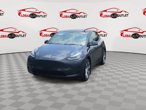 Used 2020 Tesla Model Y Long Range AWD/4WD image 4
